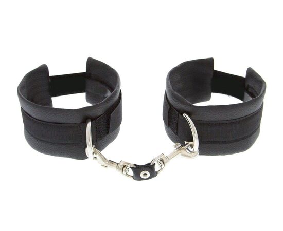 Чёрные полиуретановые наручники Luxurious Handcuffs, фото 